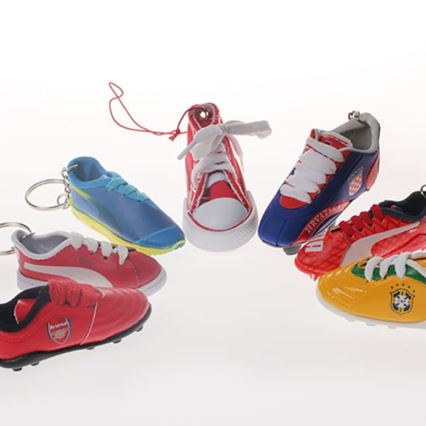 Matte Tinplate Kitchen Silicone Coaster -
 3D Mini Canvas Sneaker Shoe Keychain – WELL